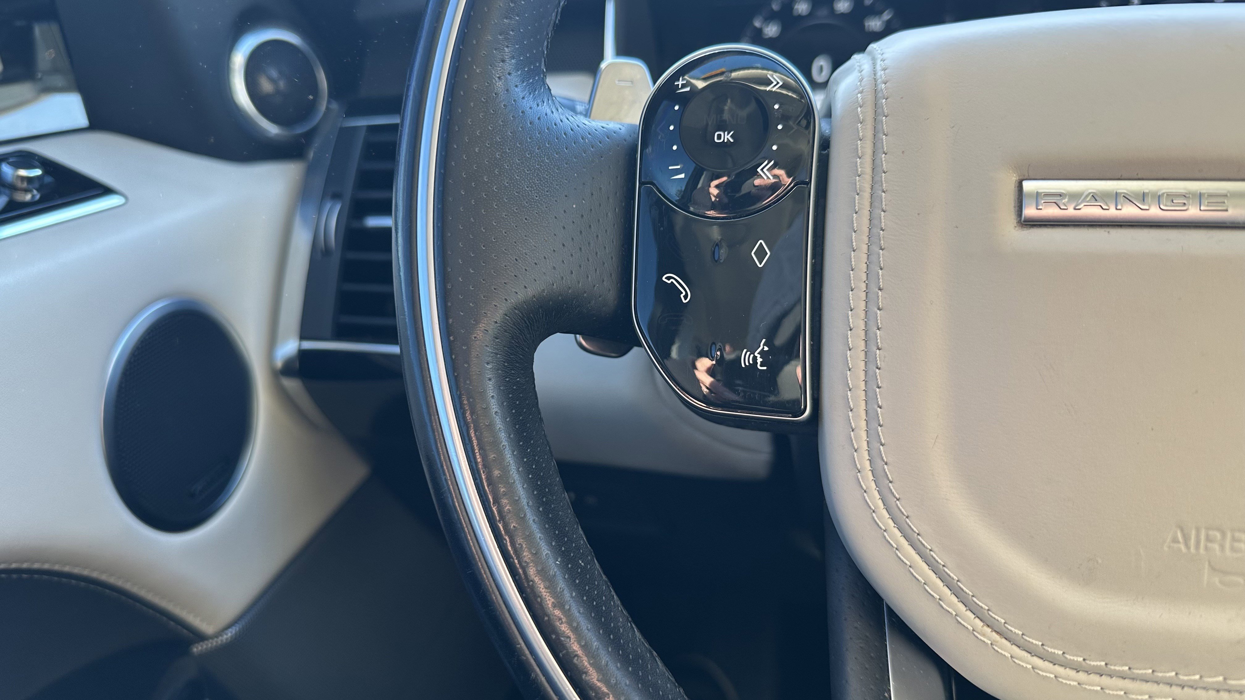 Used 2018 Land Rover Range Rover Sport HSE Dynamic image 19