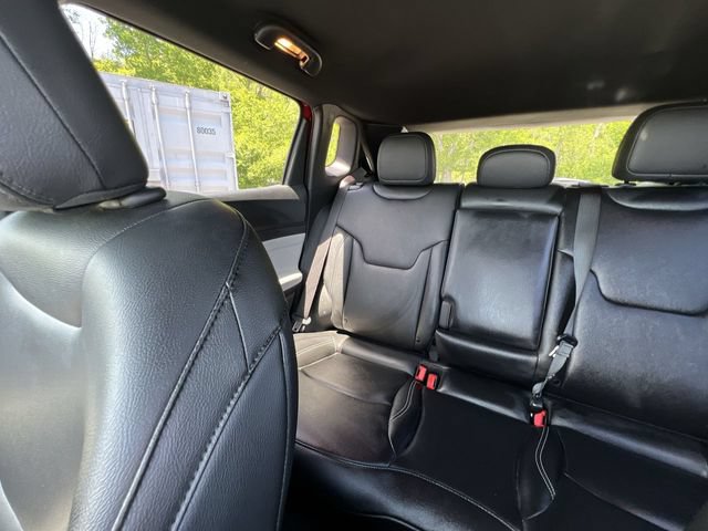 Used 2025 Jeep Compass Limited AWD/4WD image 13