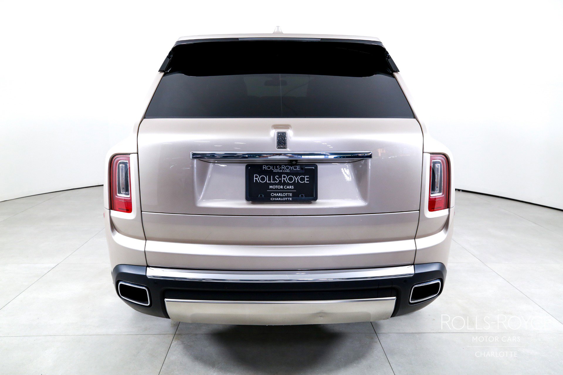 Used 2019 Rolls-Royce Cullinan image 8