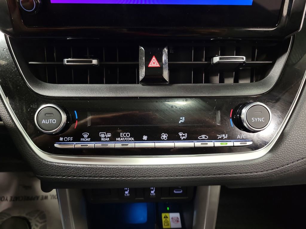 Used 2023 Toyota Corolla Cross XLE w/ Convenience Package image 19