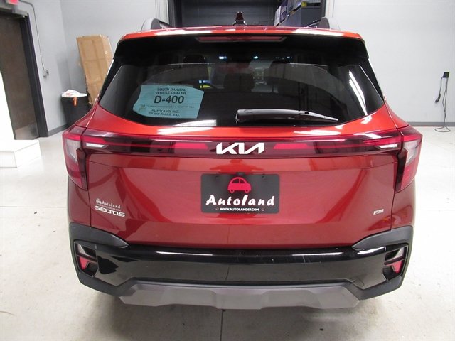 Used 2024 Kia Seltos X-Line AWD/4WD image 5