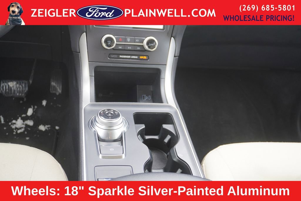 Used 2021 Ford Edge SE image 14