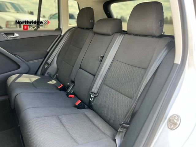 Used 2017 Volkswagen Tiguan Limited w/ Premium Package image 15