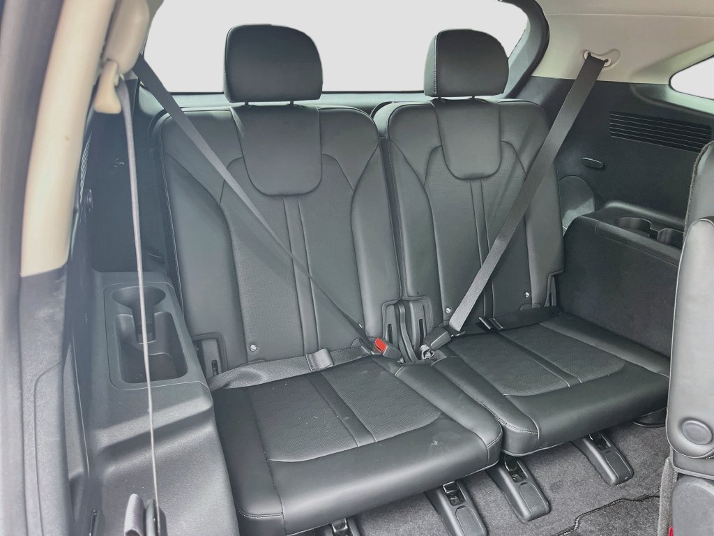 Used 2025 Kia Sorento EX w/ Panoramic Sunroof Package FWD image 27