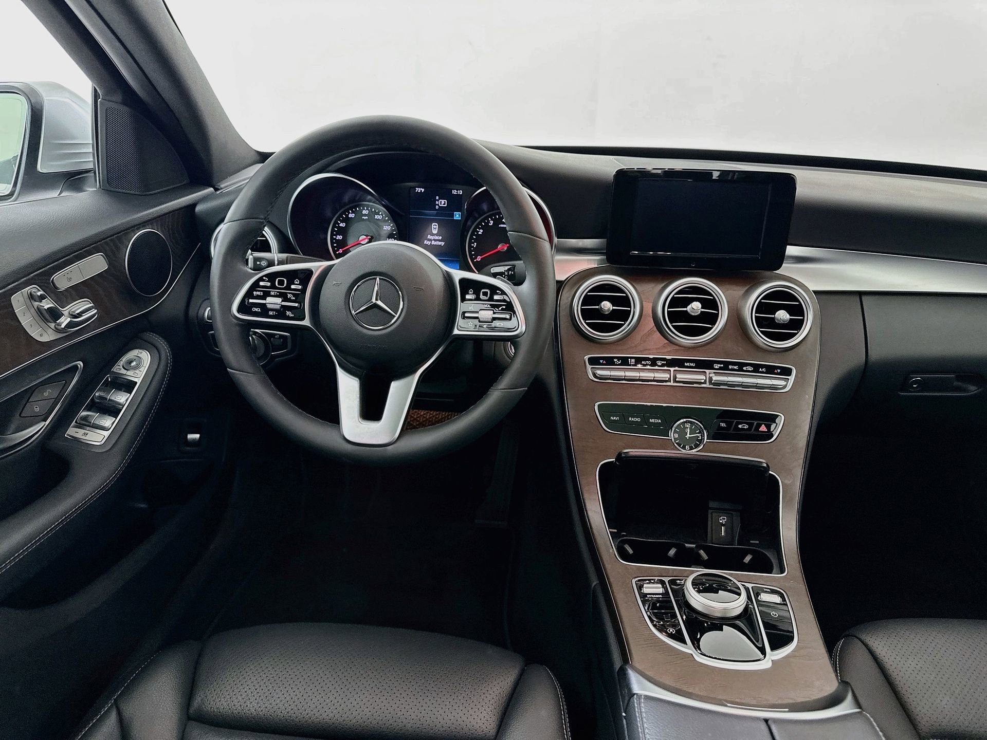 Used 2019 Mercedes-Benz C 300 4MATIC Sedan image 23