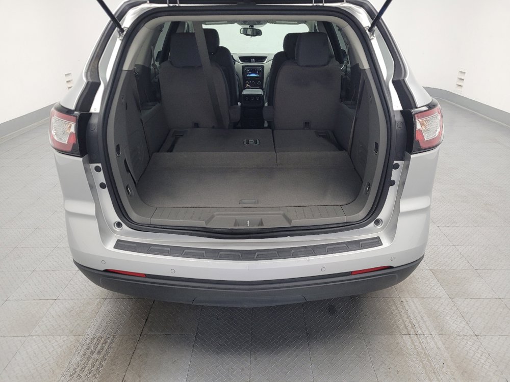 Used 2017 Chevrolet Traverse LT FWD image 29