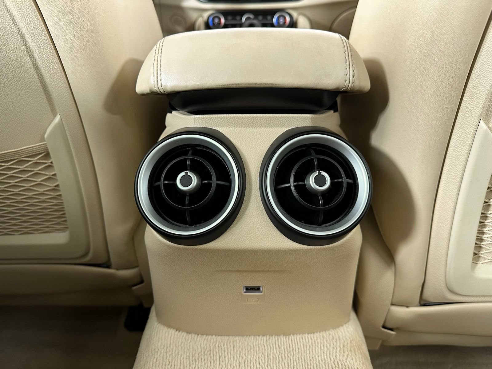 Used 2017 Alfa Romeo Giulia Ti w/ TI Lusso Light Wood Package AWD/4WD image 33