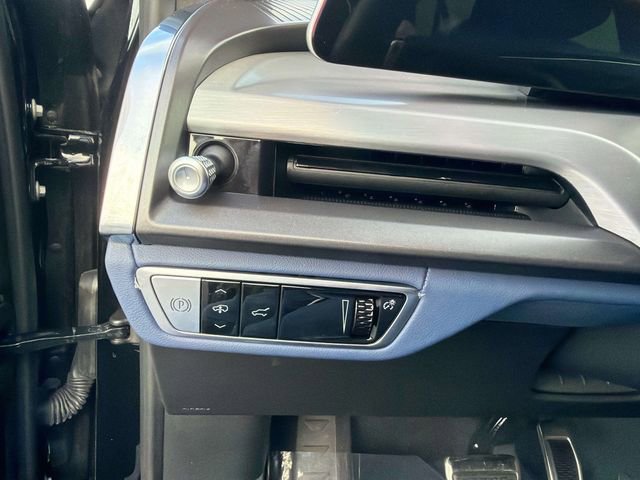 Used 2026 Cadillac Vistiq Premium Luxury image 30