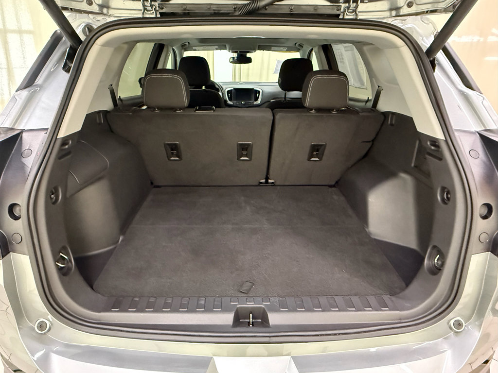 Certified 2023 GMC Terrain SLE w/ Driver Convenience Package AWD/4WD image 16