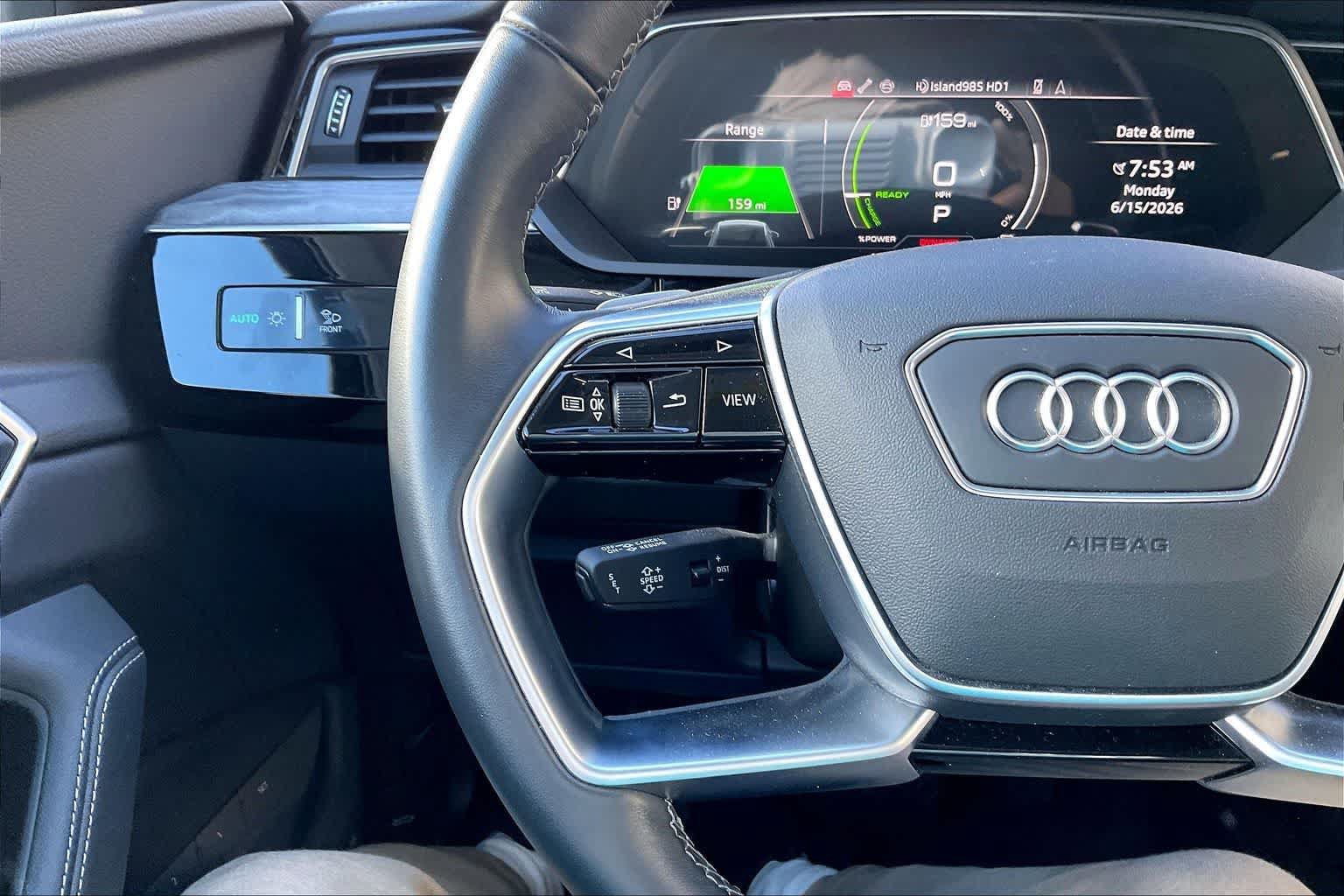Used 2024 Audi Q8 e-tron Premium Plus w/ Premium Plus Package AWD/4WD image 24
