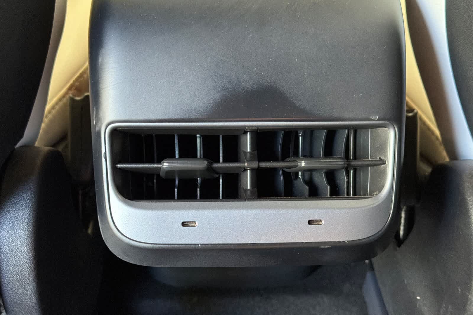 Used 2024 Tesla Model Y Long Range AWD/4WD image 14