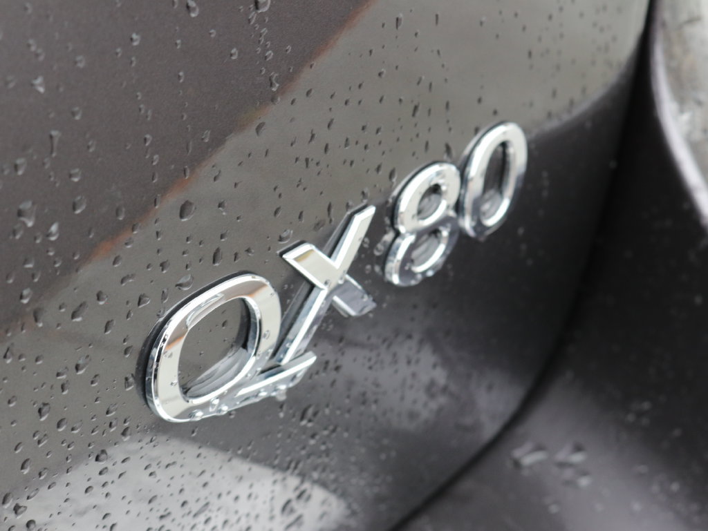 Used 2023 INFINITI QX80 Sensory w/ Cargo Package AWD/4WD image 42