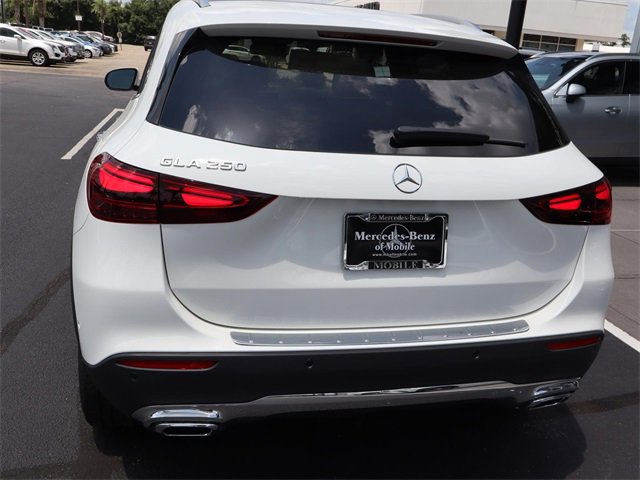 New 2025 Mercedes-Benz GLA 250 image 3