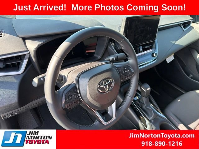 Used 2026 Toyota Corolla SE FWD image 14