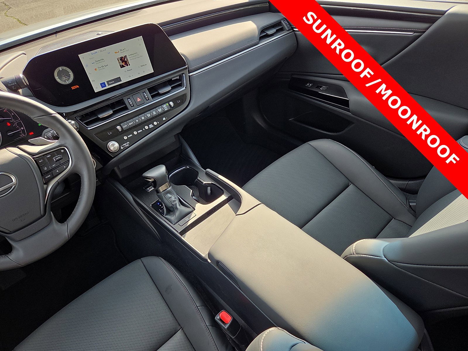 Used 2023 Lexus ES 350 image 12