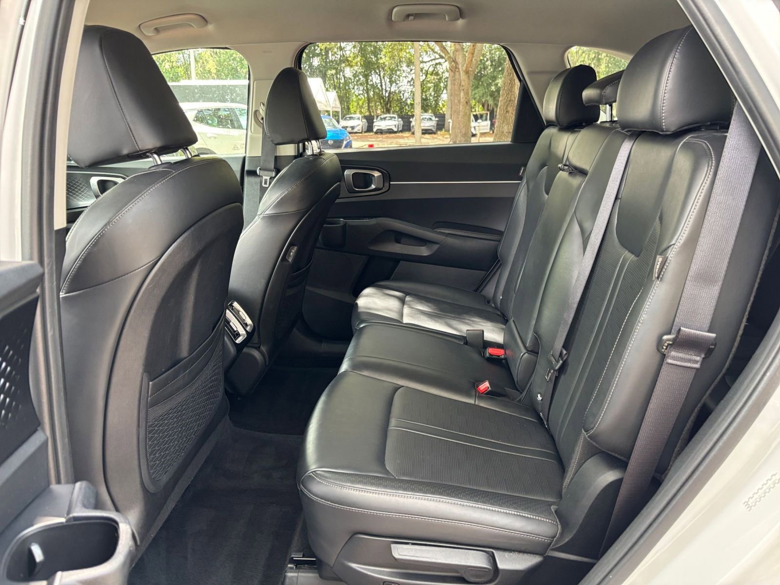 Used 2024 Kia Sorento S AWD/4WD image 42