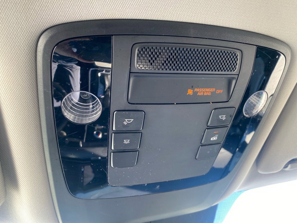 Used 2023 Kia Carnival LX image 24