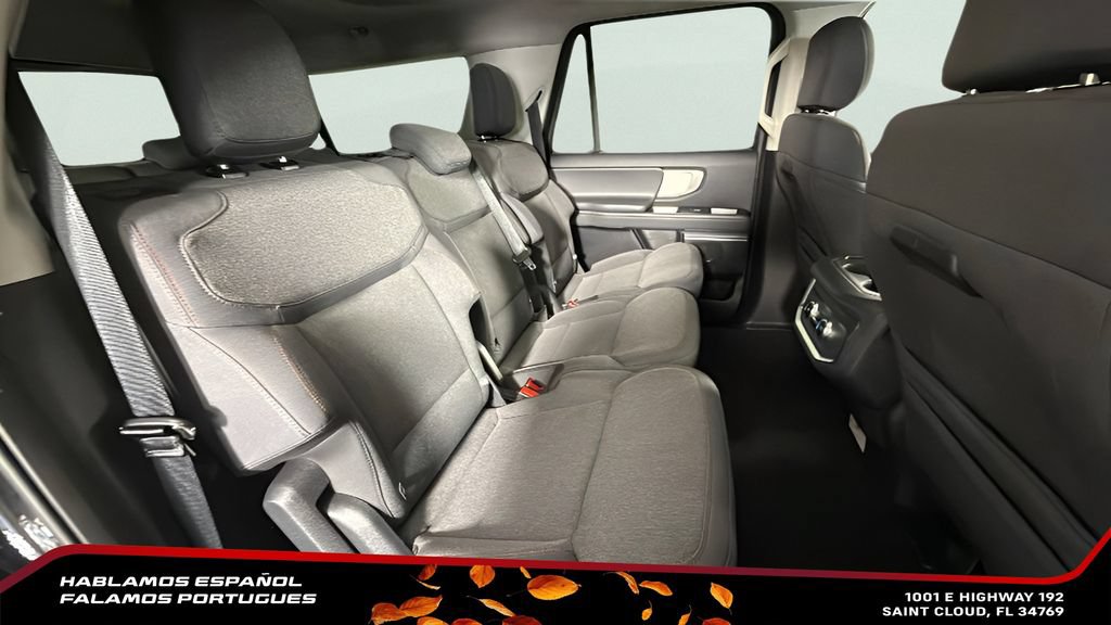Used 2025 Ford Expedition Max Active AWD/4WD image 33