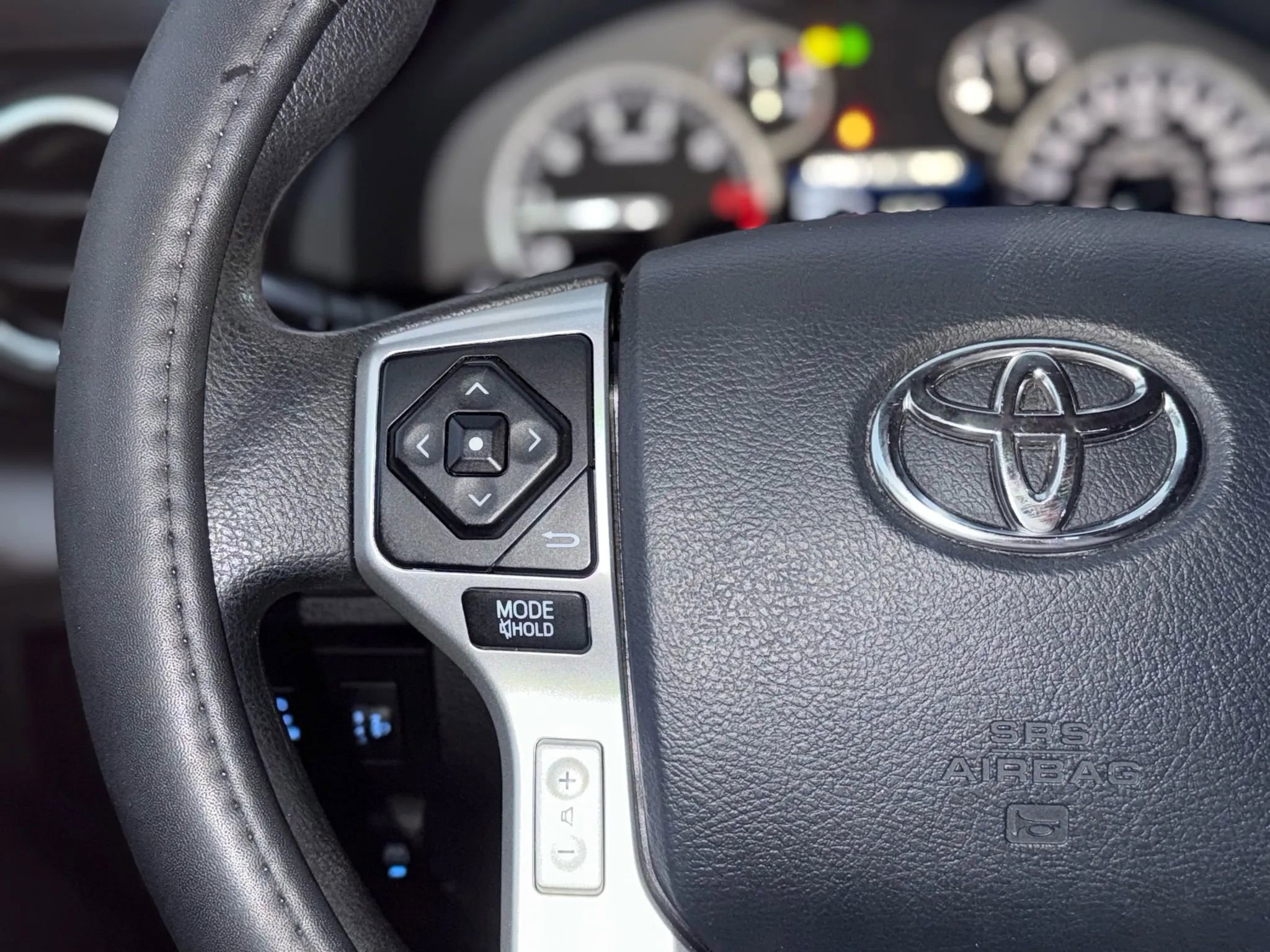 Used 2015 Toyota Tundra SR5 image 33