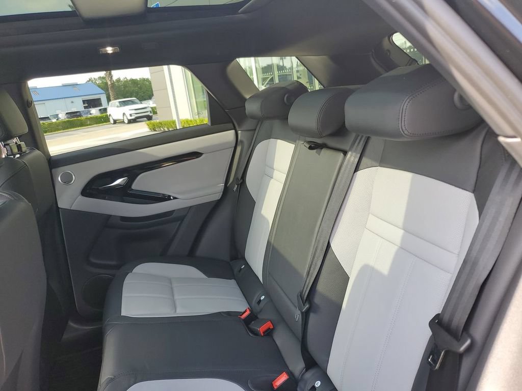 New 2026 Land Rover Range Rover Evoque Dynamic SE AWD/4WD image 15