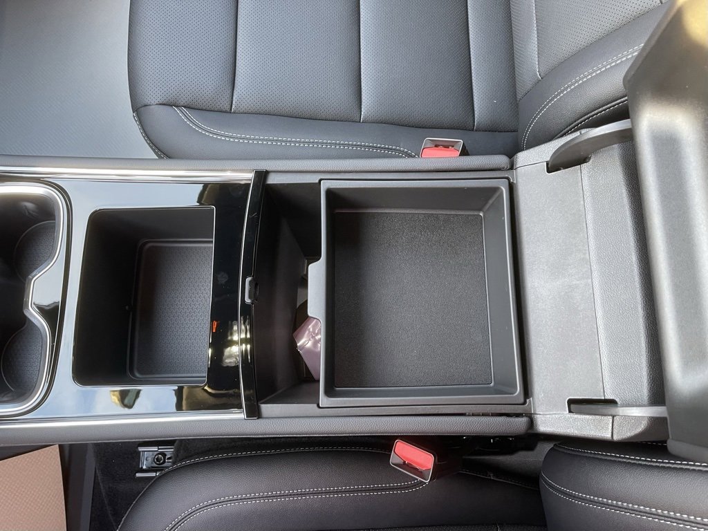 New 2026 Chevrolet Traverse LT w/ Driver Confidence Package image 20