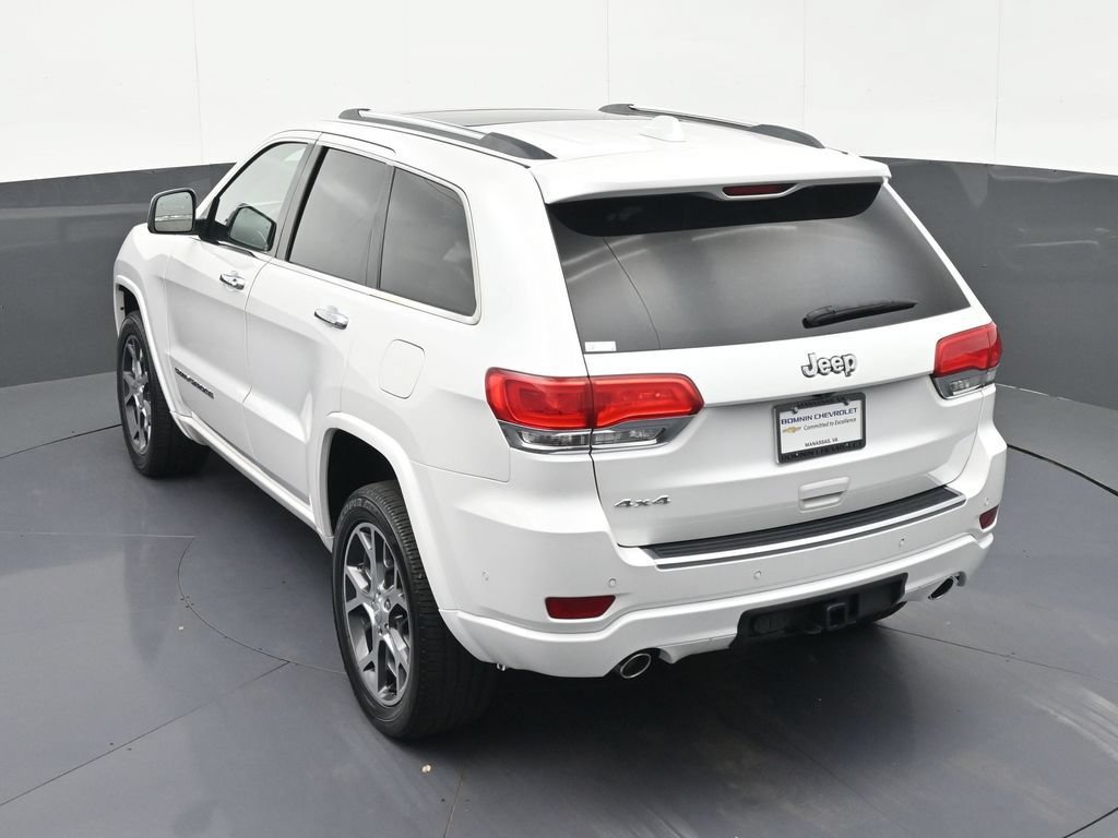 Used 2019 Jeep Grand Cherokee Overland AWD/4WD image 25