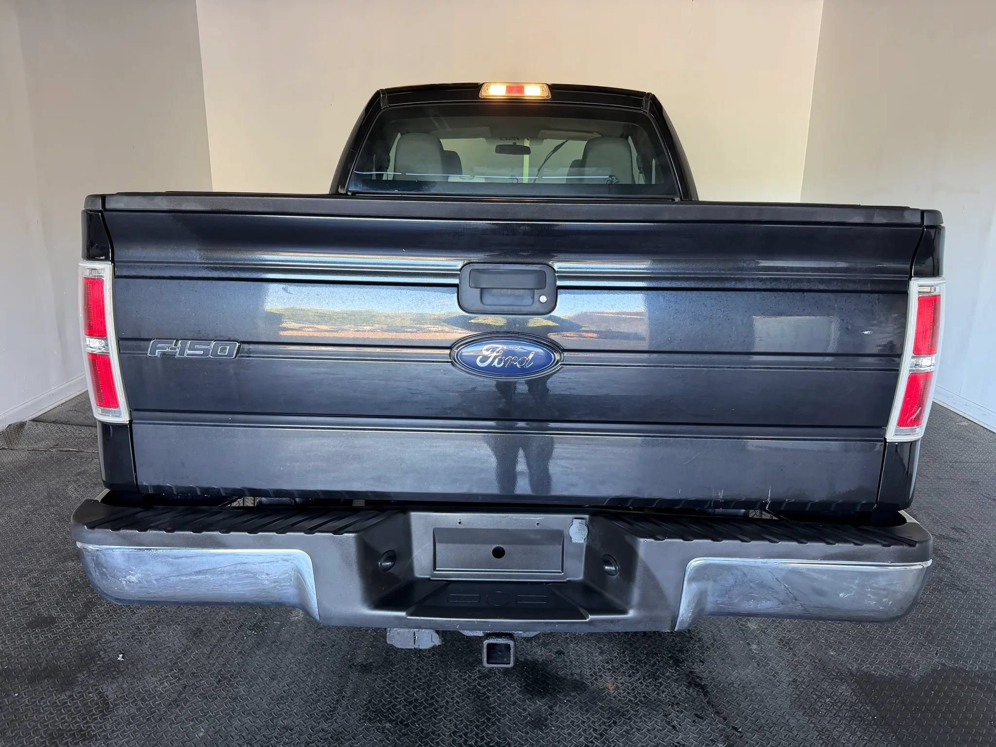 Used 2010 Ford F150 STX AWD/4WD image 6