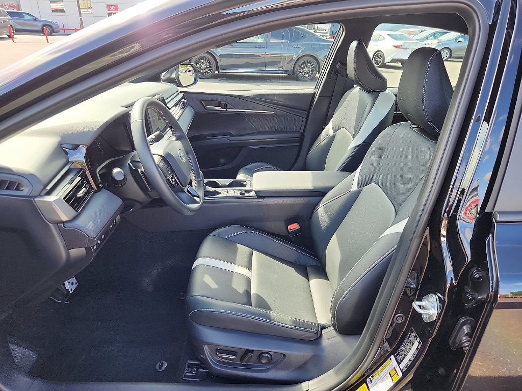 Certified 2026 Toyota Camry SE FWD image 14