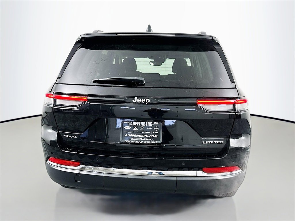 Used 2022 Jeep Grand Cherokee Limited image 4