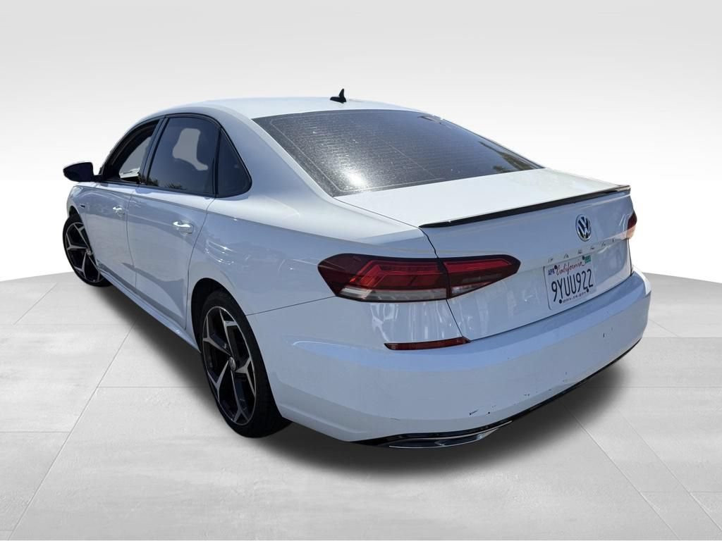 Used 2021 Volkswagen Passat 2.0T R-Line FWD image 4