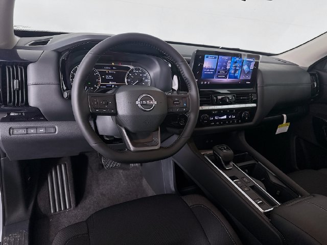 New 2026 Nissan Pathfinder SV w/ SV Premium Package FWD image 13