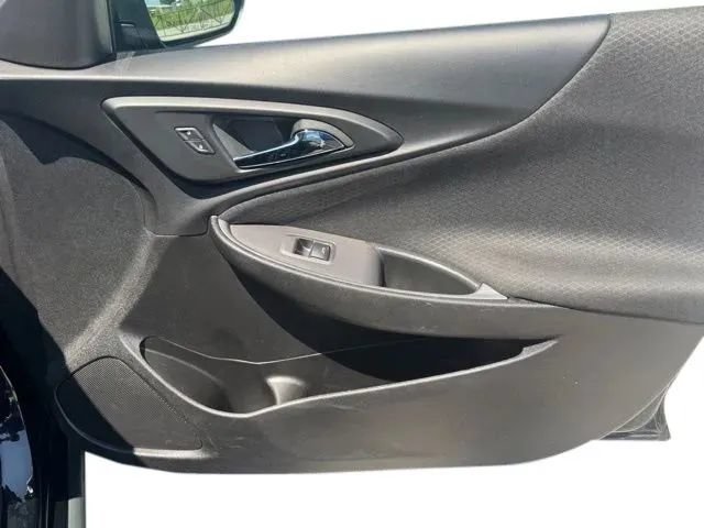 Used 2024 Chevrolet Malibu LT FWD image 15