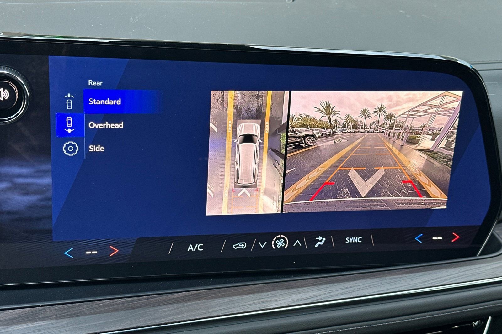 New 2026 Chevrolet Suburban LS image 19