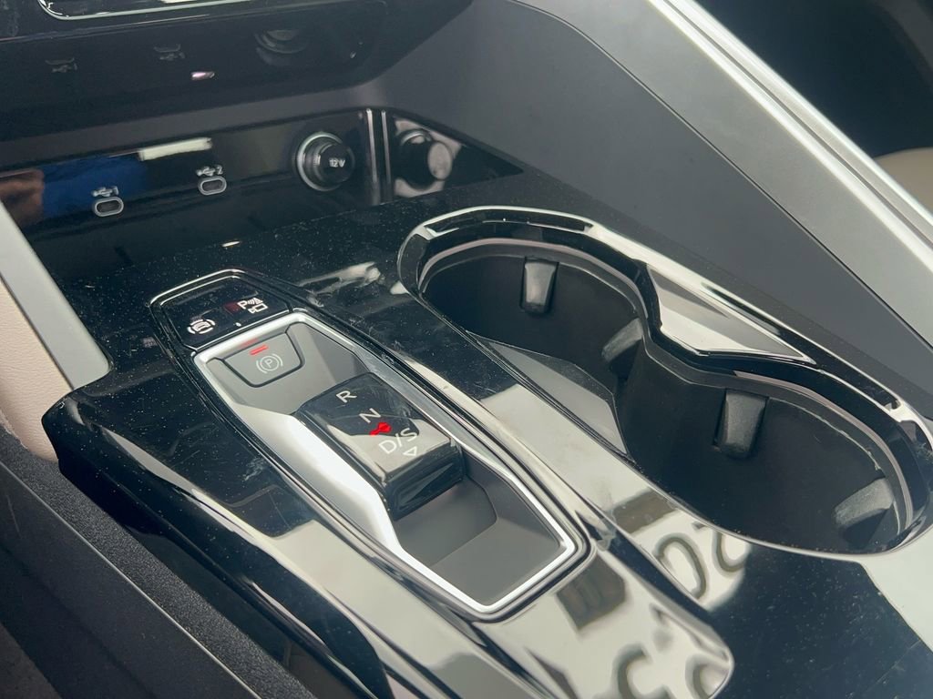 Certified 2025 Audi Q5 Premium image 22