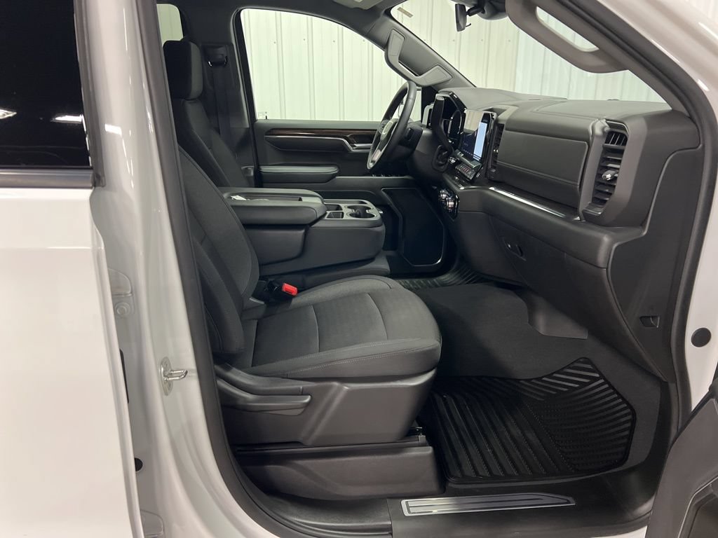 Certified 2024 GMC Sierra 1500 Elevation AWD/4WD image 9