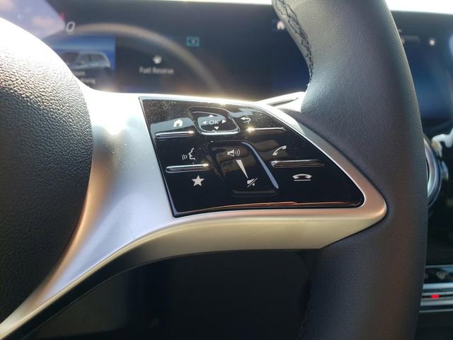 New 2026 Mercedes-Benz GLB 250 4MATIC image 25