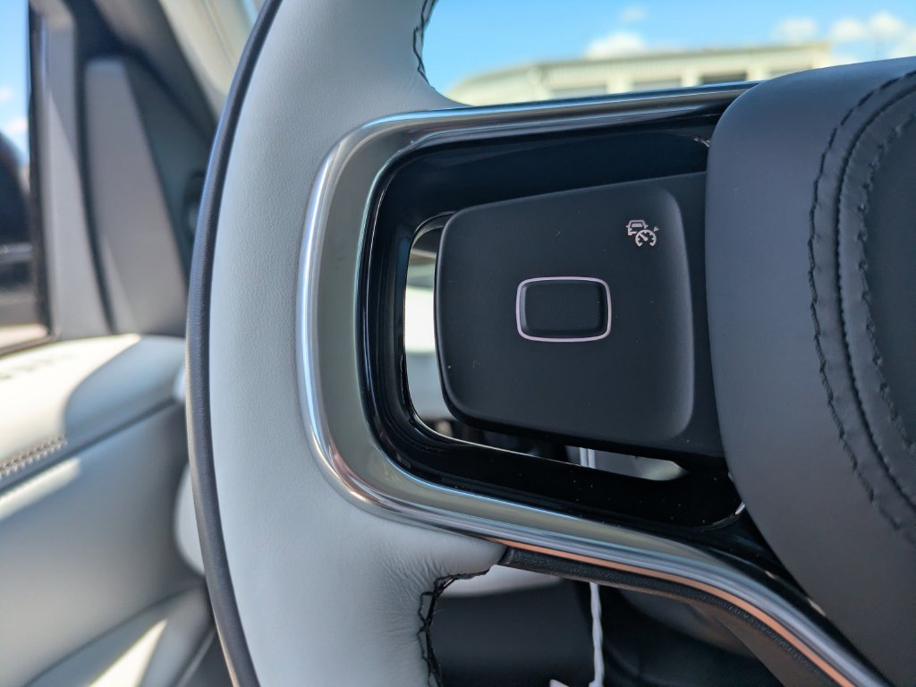 New 2026 Lincoln Navigator Black Label AWD/4WD image 32