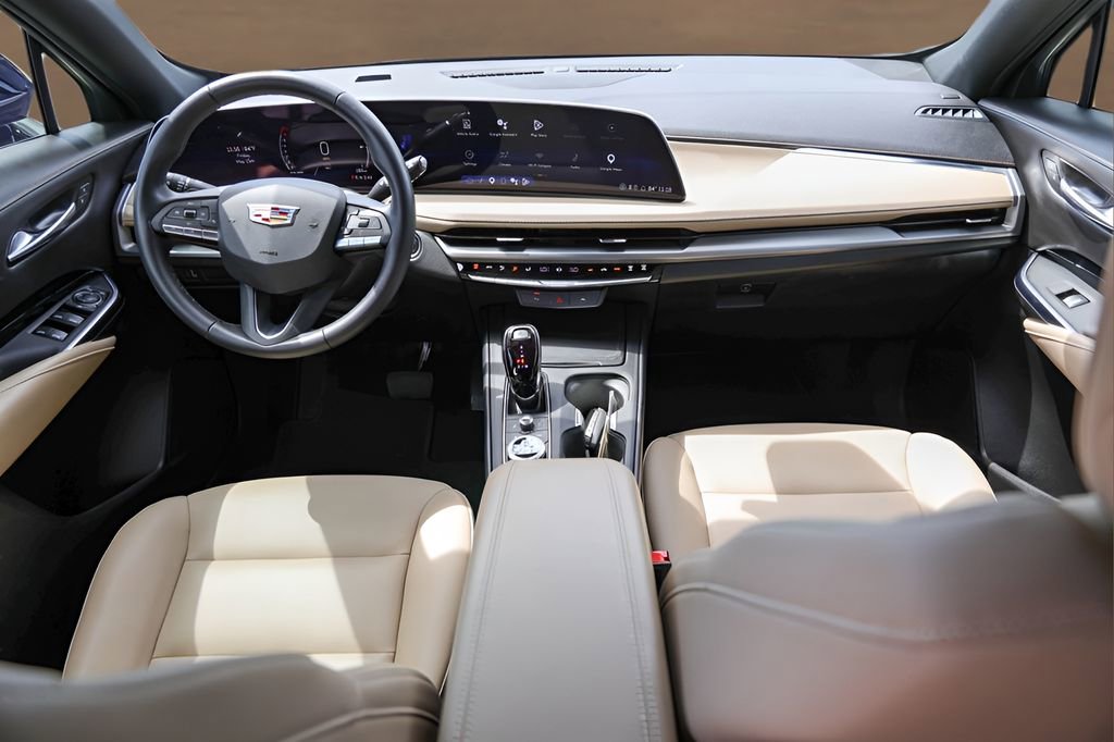Certified 2024 Cadillac XT4 Luxury FWD image 22