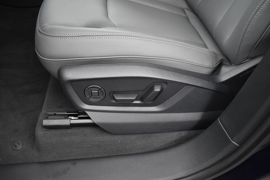New 2026 Audi Q7 2.0T Premium AWD/4WD image 9