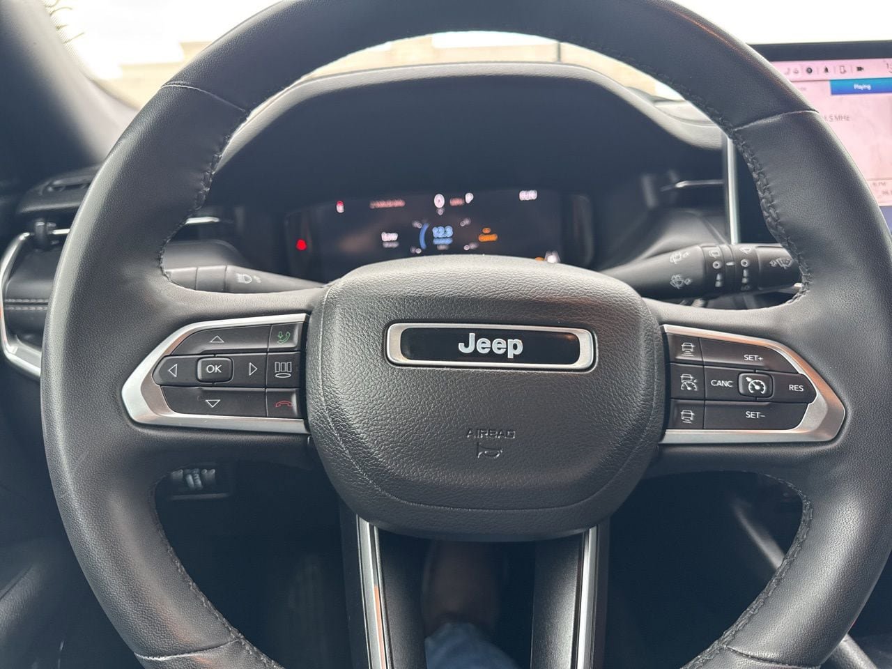 Used 2023 Jeep Compass High Altitude AWD/4WD image 10