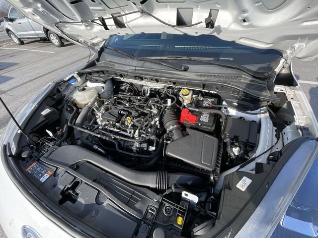 Used 2022 Ford Escape SE w/ Cold Weather Package image 11