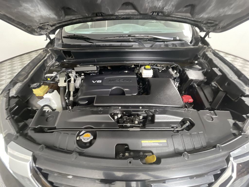 Used 2020 Nissan Pathfinder SV image 29