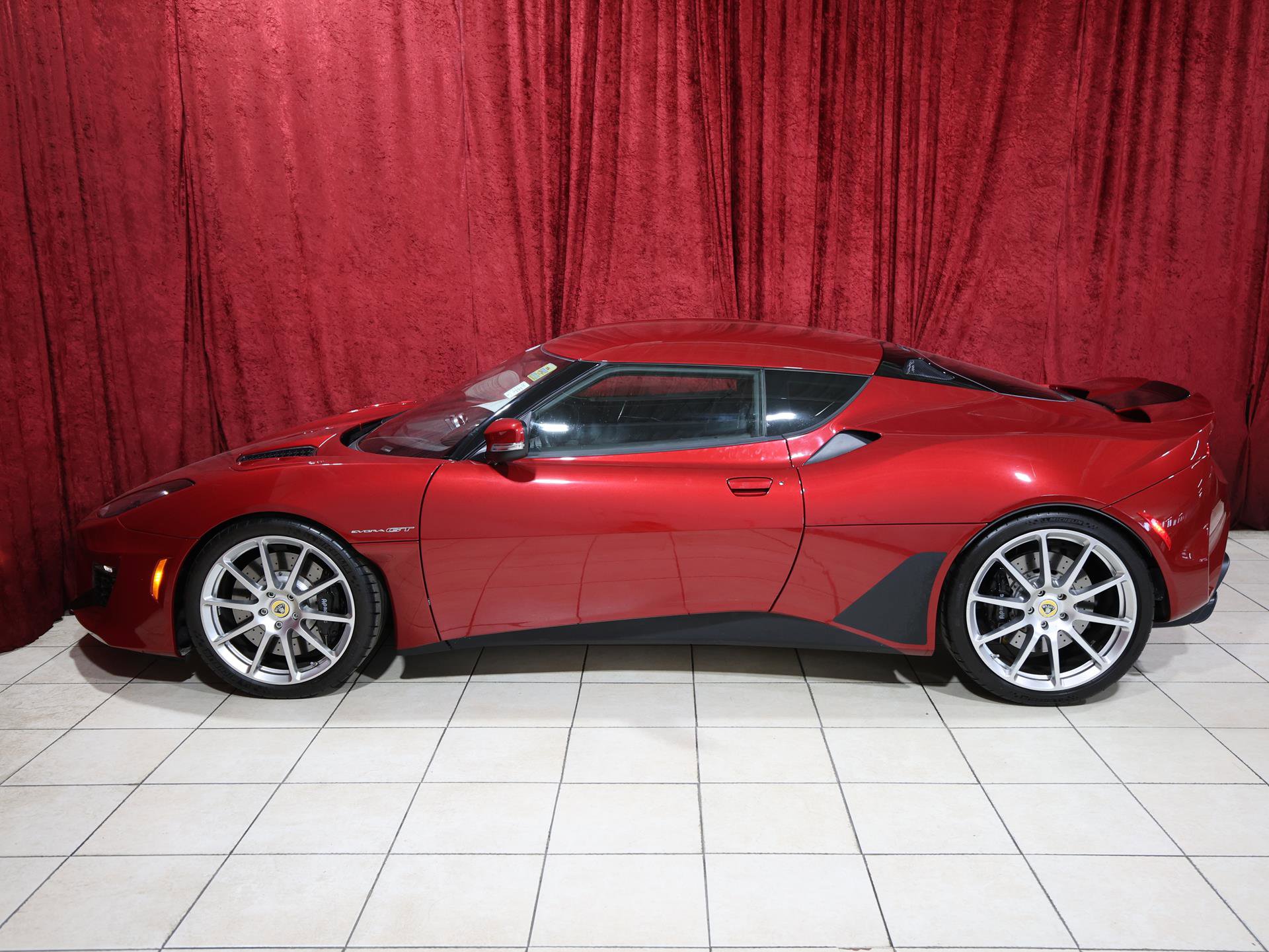 Used 2020 Lotus Evora RWD image 4