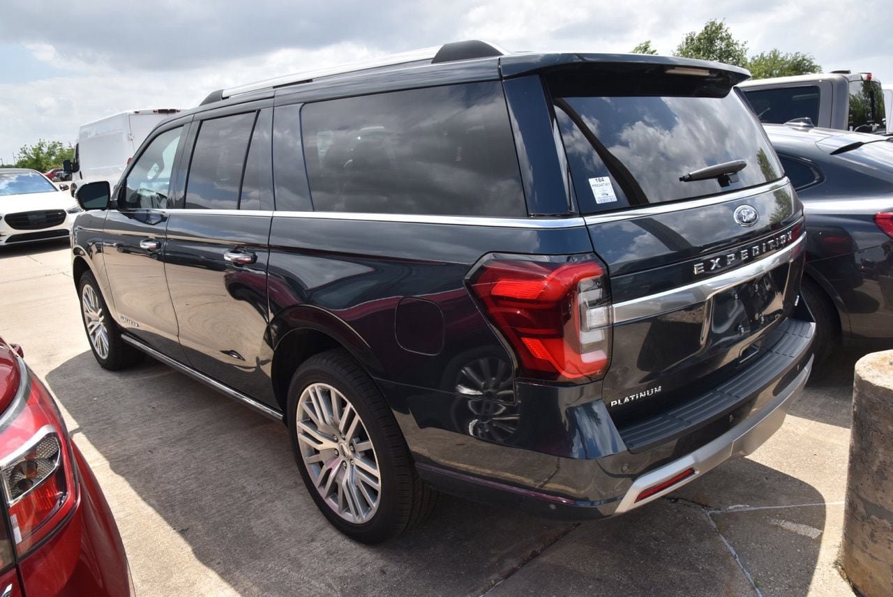 Certified 2024 Ford Expedition Max Platinum AWD/4WD image 8