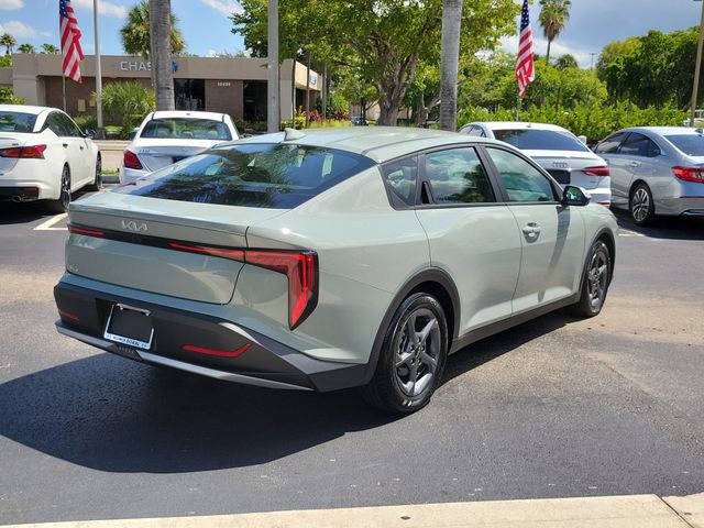 Used 2025 Kia K4 FWD image 4