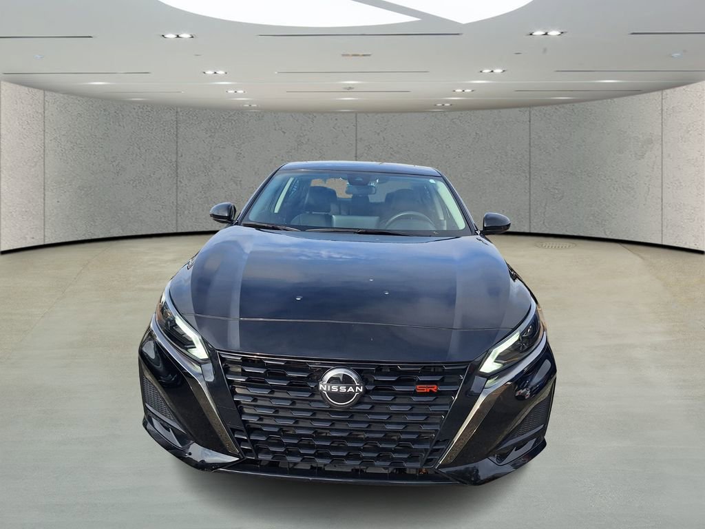 Certified 2024 Nissan Altima 2.5 SR w/ SR Premium Package image 7