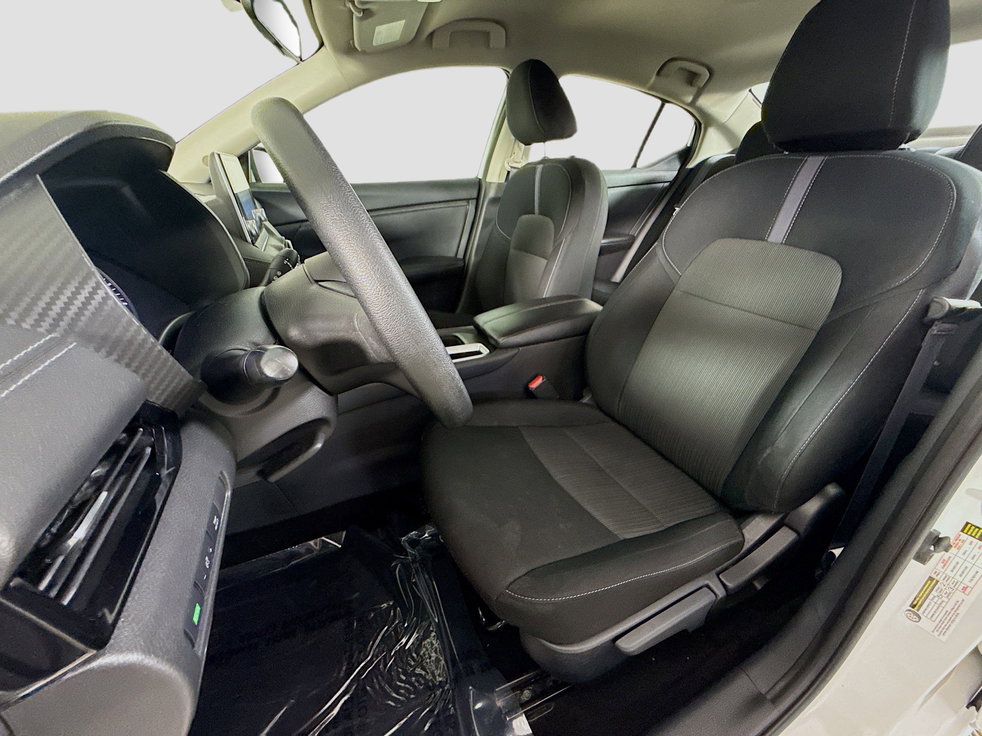 Used 2024 Nissan Sentra SV FWD image 22