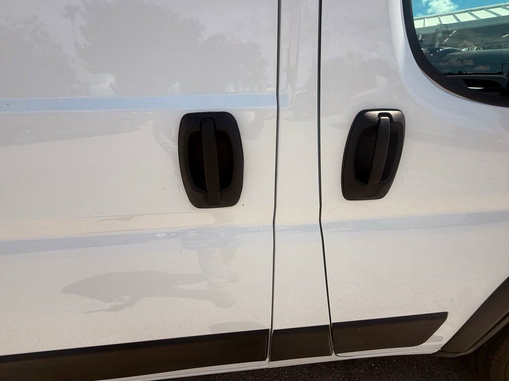 New 2025 RAM ProMaster Tradesman w/ Convenience Group image 31