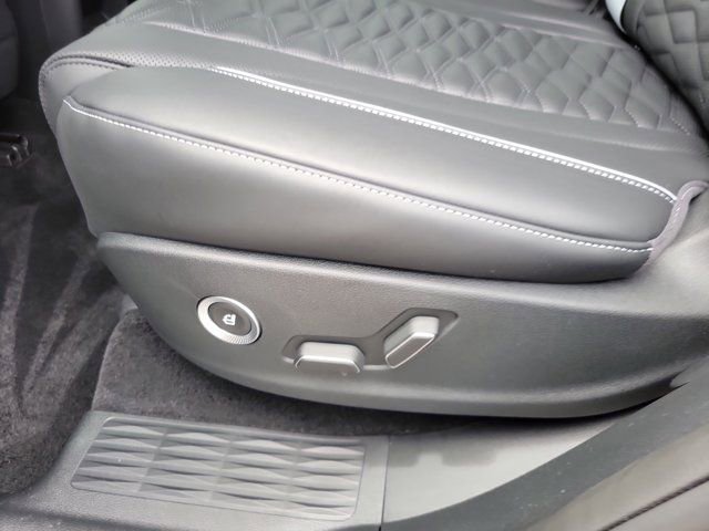 Used 2026 Genesis GV80 3.5T e-SC image 10