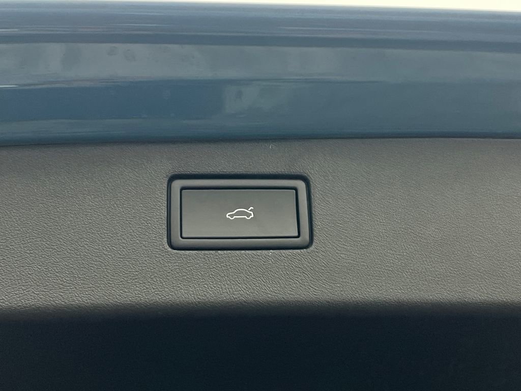 New 2026 Volkswagen Tiguan SE AWD/4WD image 14